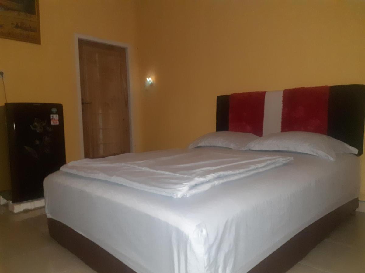 Eltari Homestay Tetebatu Extérieur photo